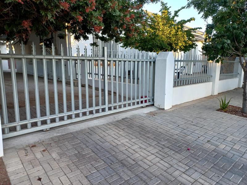 4 Bedroom Property for Sale in Vredendal Western Cape